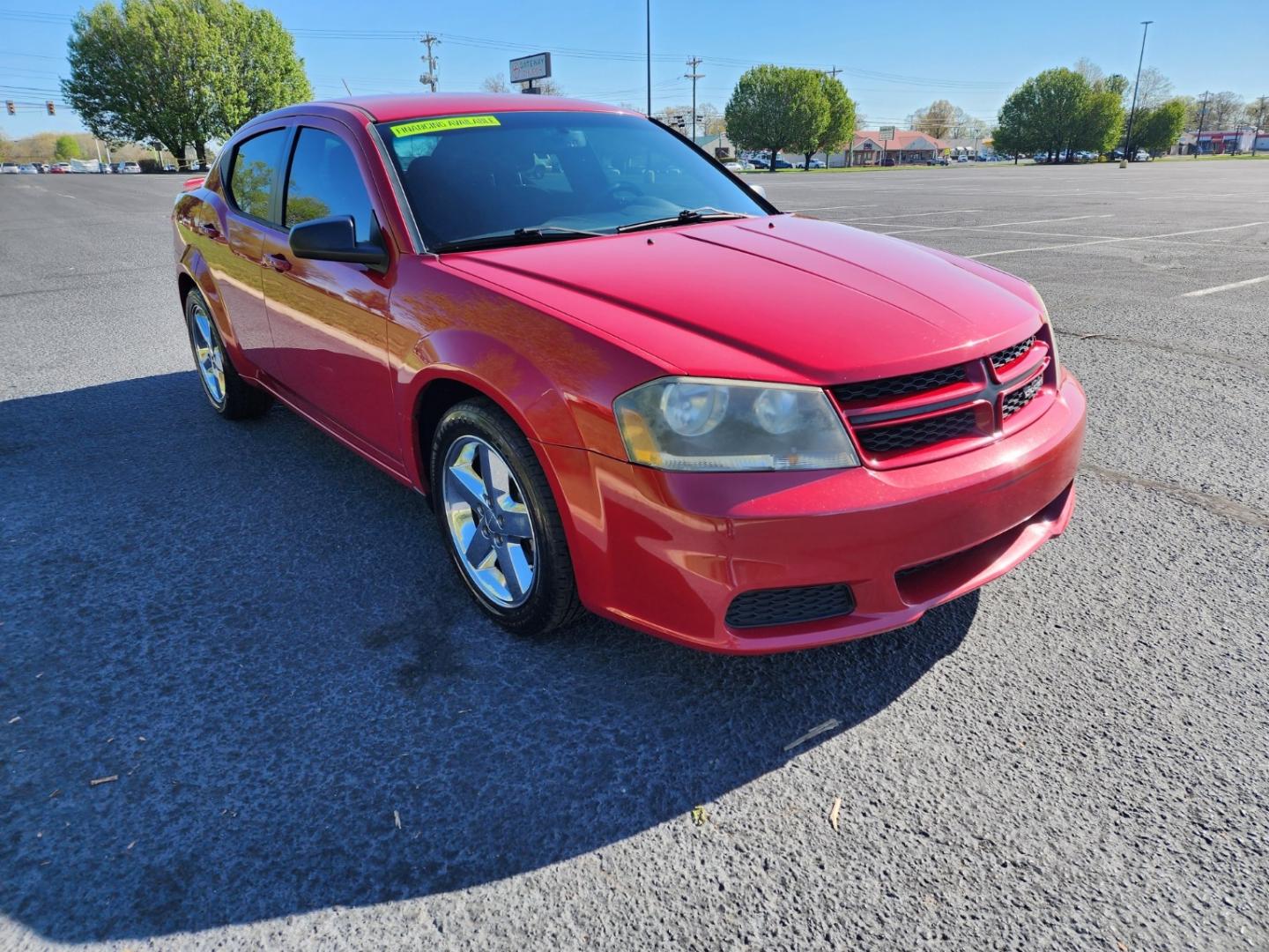 2014 RED /Black Dodge Avenger SE (1C3CDZAB4EN) with an 2.4L L4 DOHC 16V engine, 4-Speed Automatic transmission, located at 1221 Madison St., Shelbyville, TN, 37160, (931) 680-9439, 0.000000, 0.000000 - Photo#1