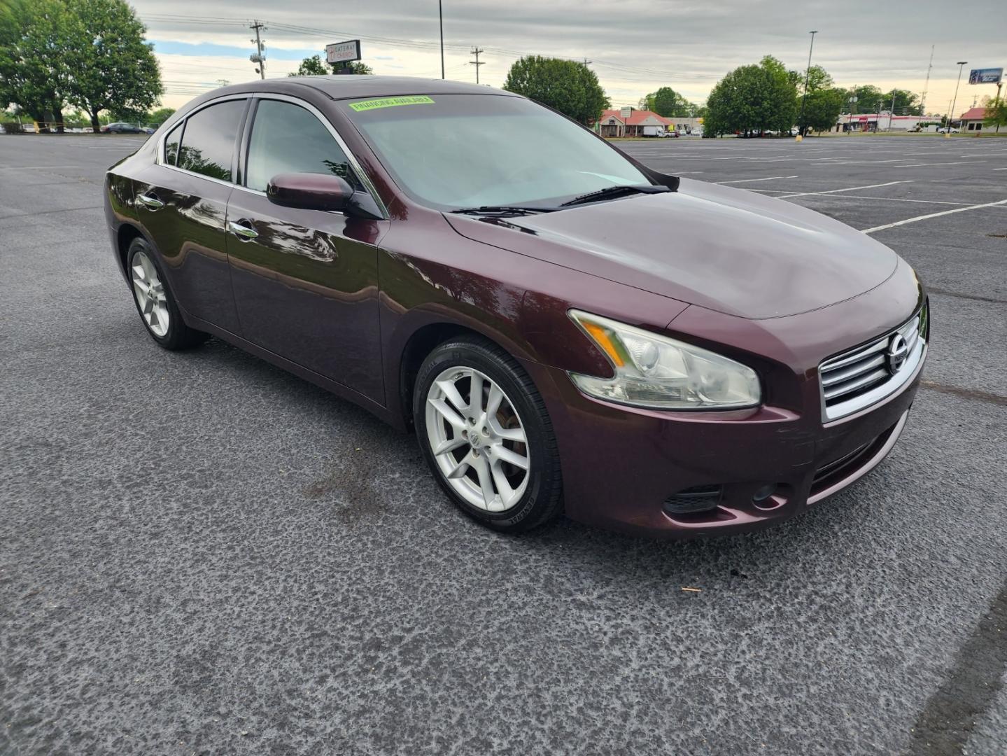 2014 Maroon /Black Nissan Maxima SV (1N4AA5AP8EC) with an 3.5L V6 DOHC 24V engine, Continuously Variable Transmission transmission, located at 1221 Madison St., Shelbyville, TN, 37160, (931) 680-9439, 0.000000, 0.000000 - Photo#1