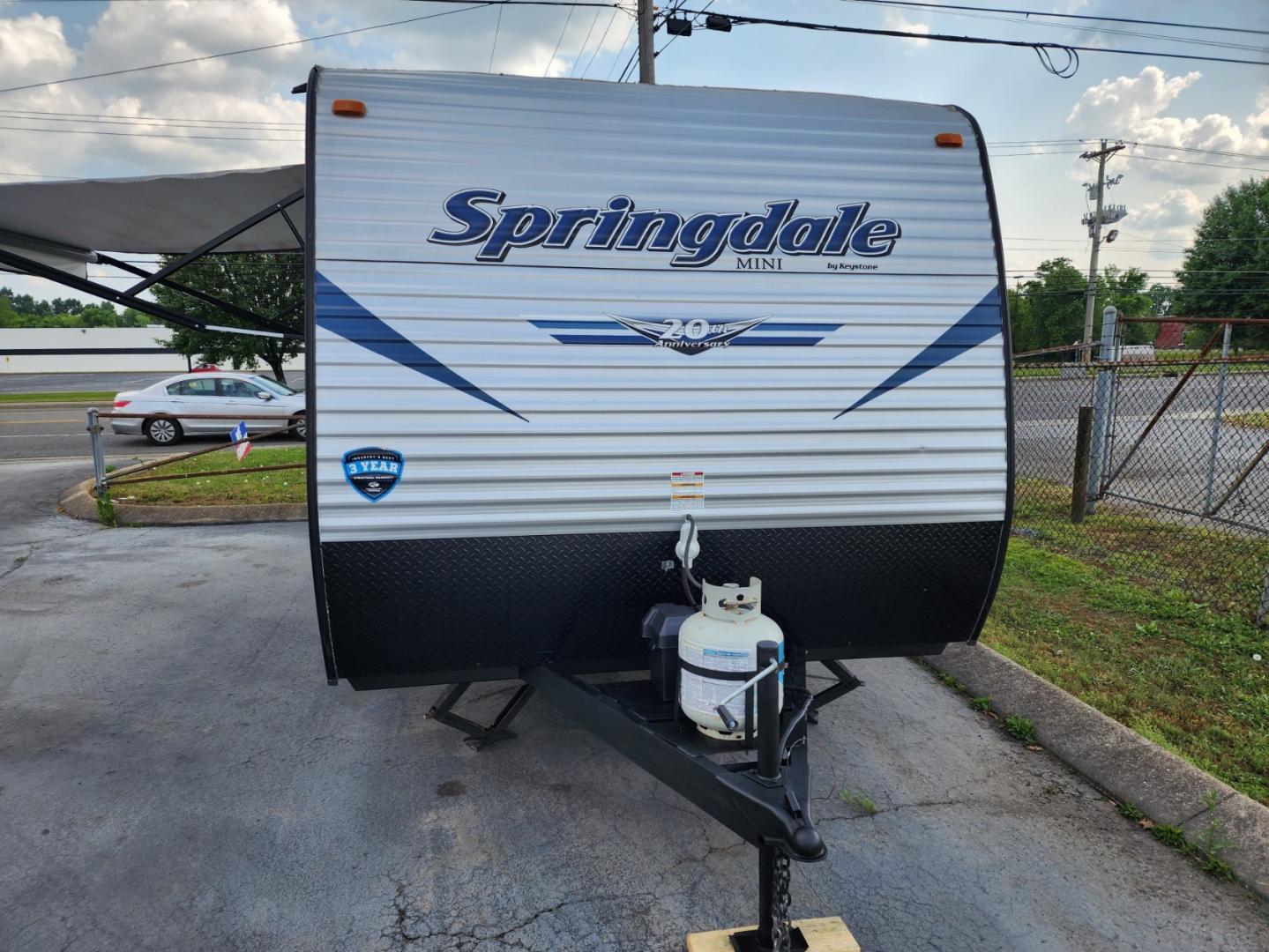 2019 WHITE Keystone Springdale Mini - (4YDT17611KW) , located at 1221 Madison St., Shelbyville, TN, 37160, (931) 680-9439, 0.000000, 0.000000 - Photo#1