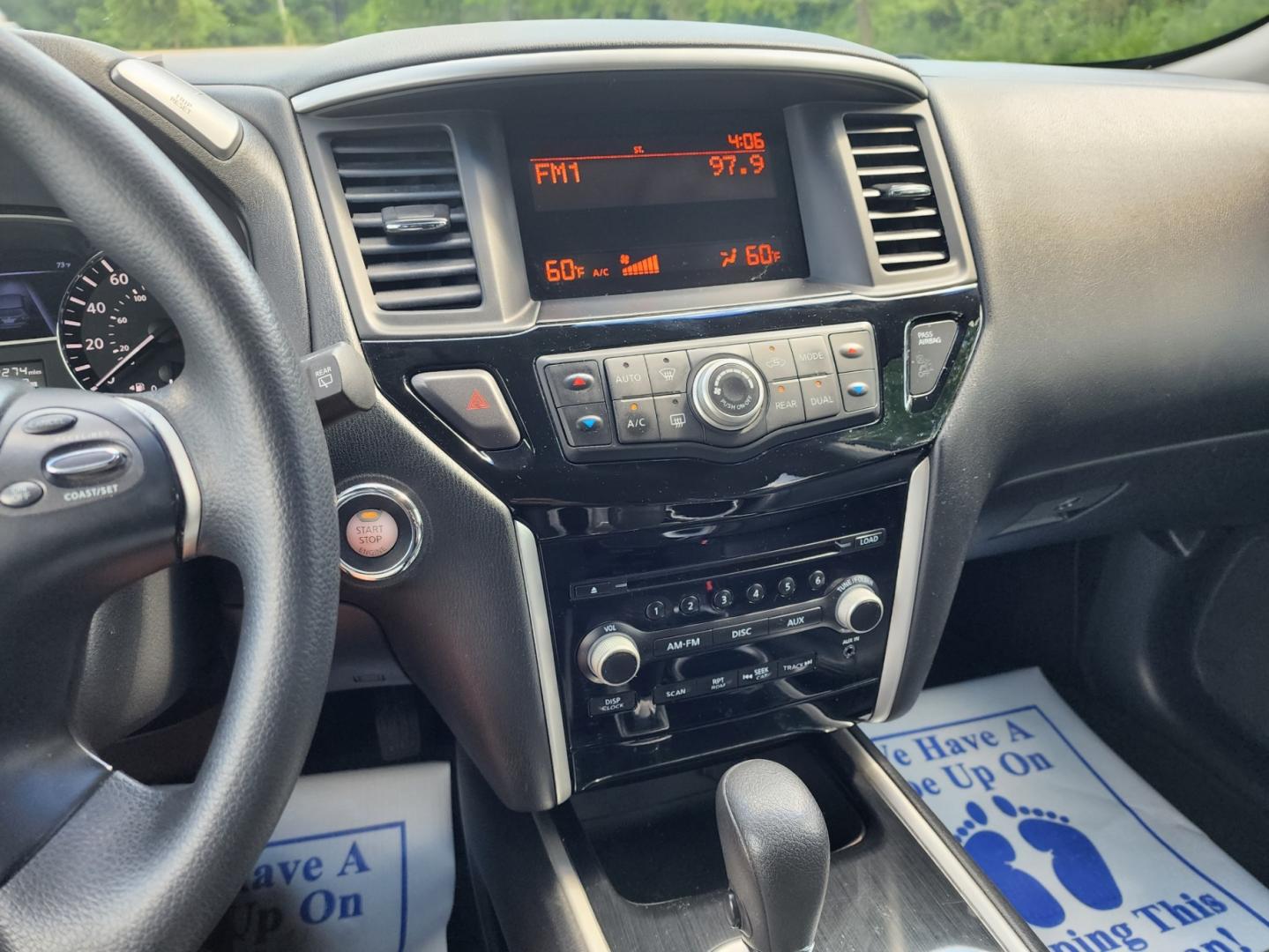 2013 BLACK NISSAN PATHFINDER S (5N1AR2MN4DC) with an 3.5L engine, Continuously Variable transmission, located at 1221 Madison St., Shelbyville, TN, 37160, (931) 680-9439, 0.000000, 0.000000 - Photo#7