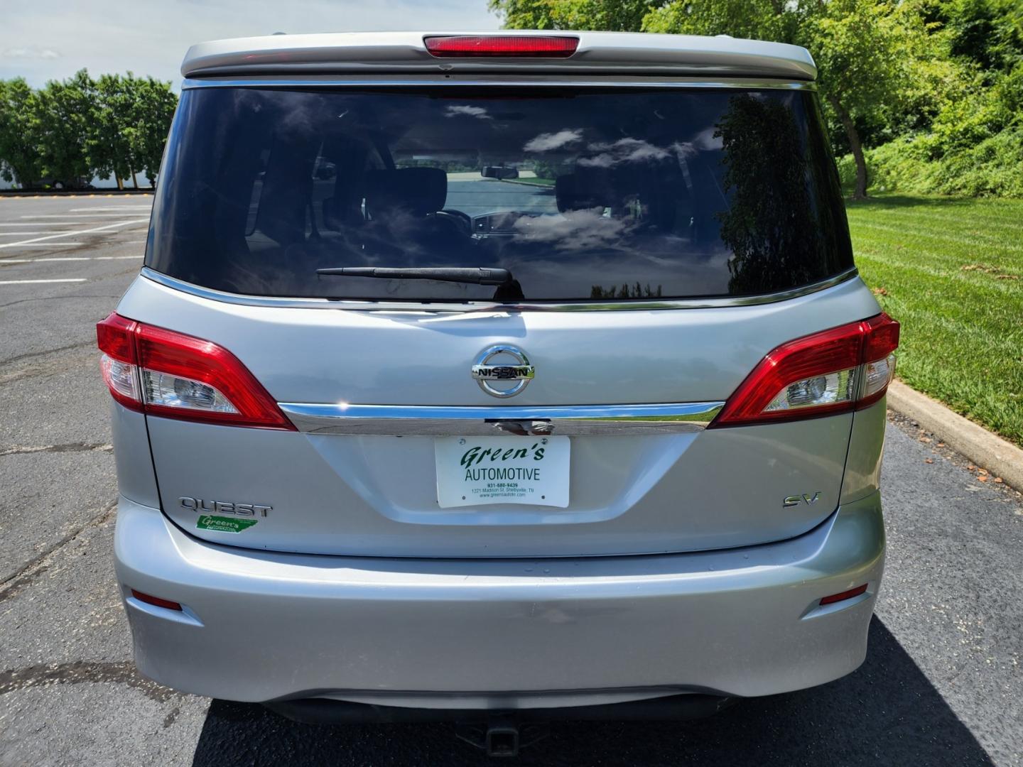 2017 Silver /Gray Nissan Quest S (JN8AE2KPXH9) with an 3.5L V6 DOHC 24V engine, CVT transmission, located at 1221 Madison St., Shelbyville, TN, 37160, (931) 680-9439, 0.000000, 0.000000 - Photo#2