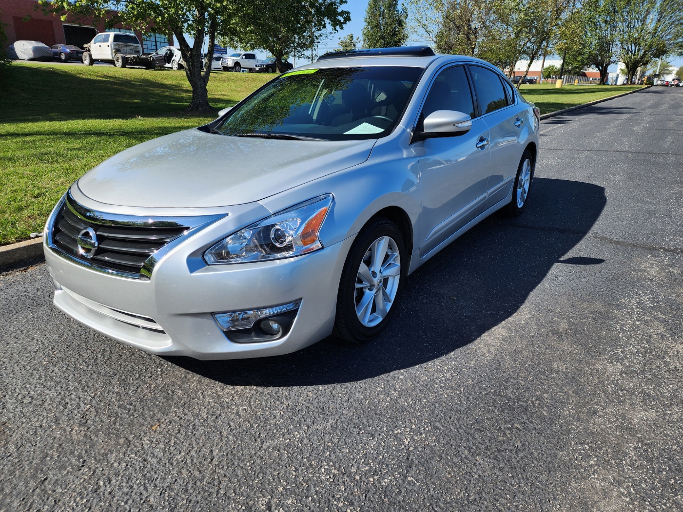 photo of 2014 Nissan Altima 2.5 SV