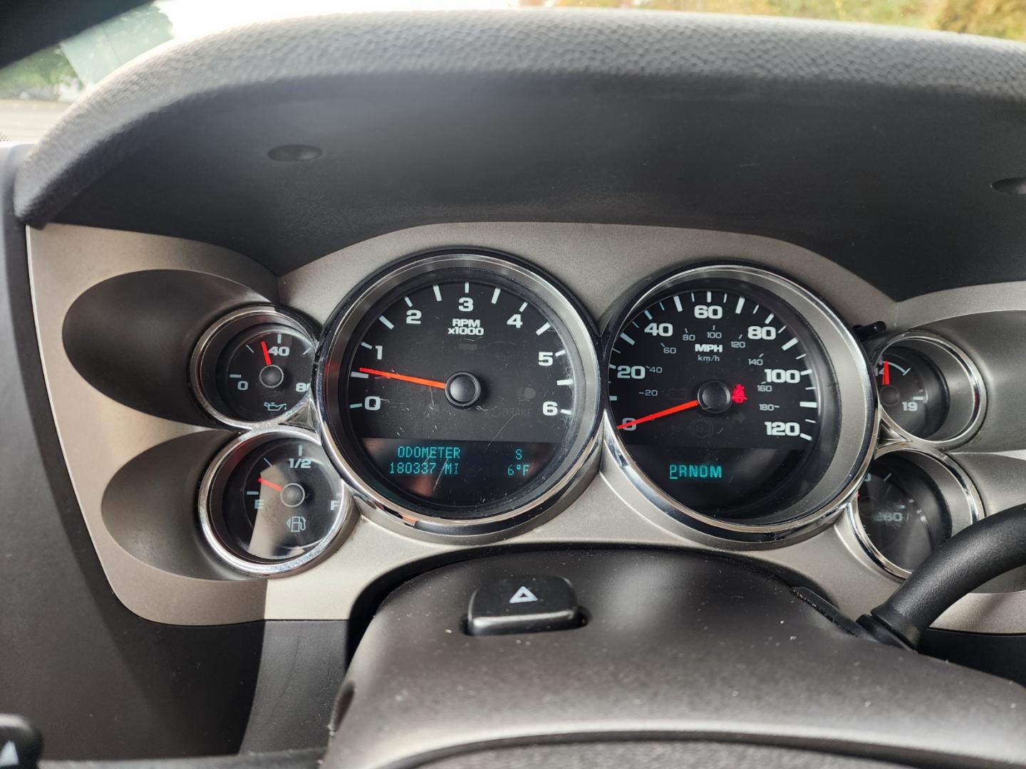 2013 BLACK /Black Chevrolet Silverado 1500 LT Crew Cab 2WD (3GCPCSE01DG) with an 5.3L V8 OHV 16V FFV engine, 6-Speed Automatic transmission, located at 1221 Madison St., Shelbyville, TN, 37160, (931) 680-9439, 0.000000, 0.000000 - Photo#7