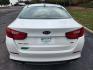 2015 WHITE /Gray Kia Optima LX (KNAGM4A73F5) with an 2.4L L4 DOHC 16V engine, 6-Speed Automatic transmission, located at 1221 Madison St., Shelbyville, TN, 37160, (931) 680-9439, 0.000000, 0.000000 - Photo#2