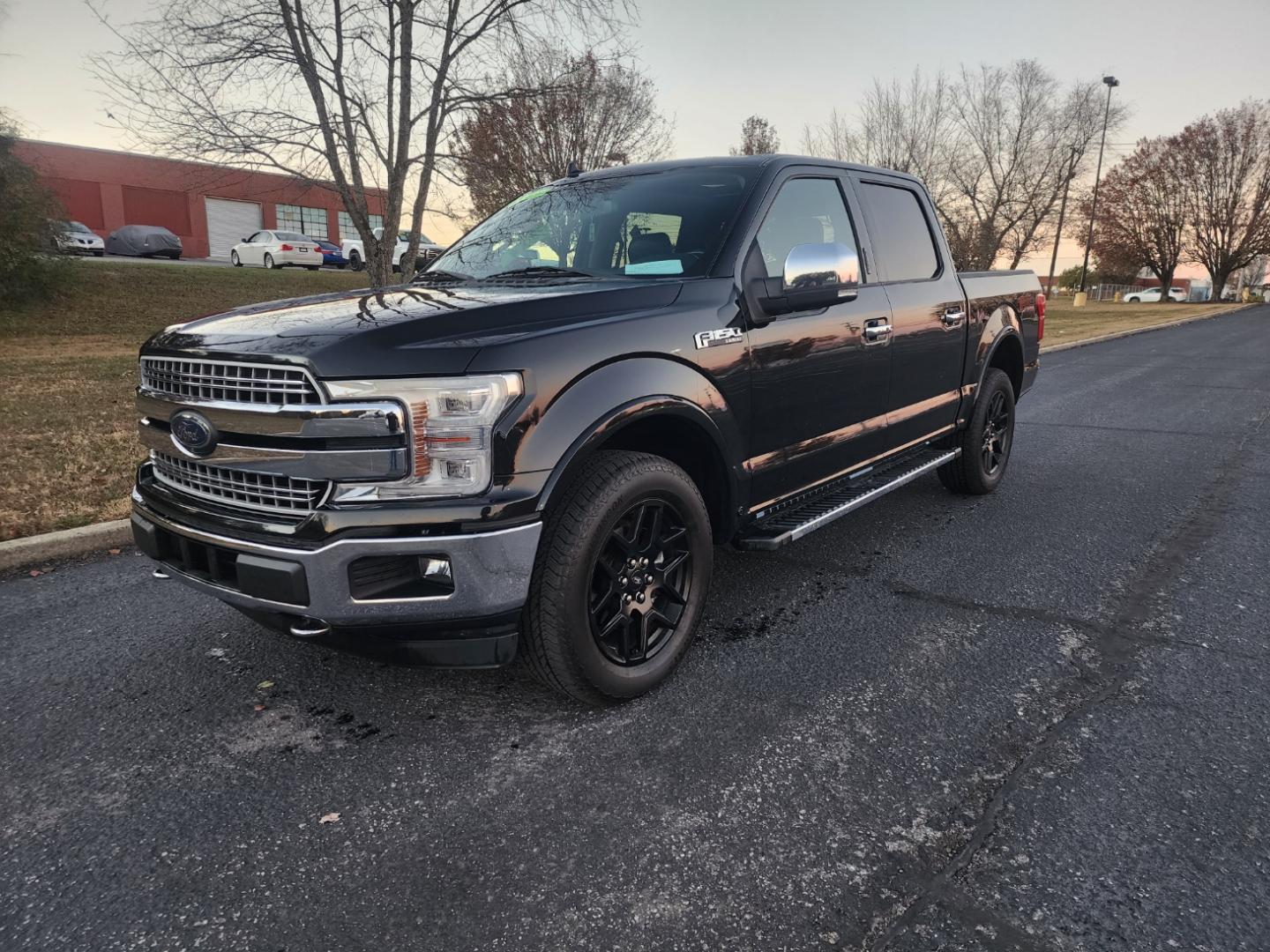 2018 BLACK /Black Ford F-150 Lariat SuperCrew 5.5-ft. Bed 4WD (1FTEW1EG5JK) with an 3.5L V6 TURBO engine, 6A transmission, located at 1221 Madison St., Shelbyville, TN, 37160, (931) 680-9439, 0.000000, 0.000000 - Photo#0