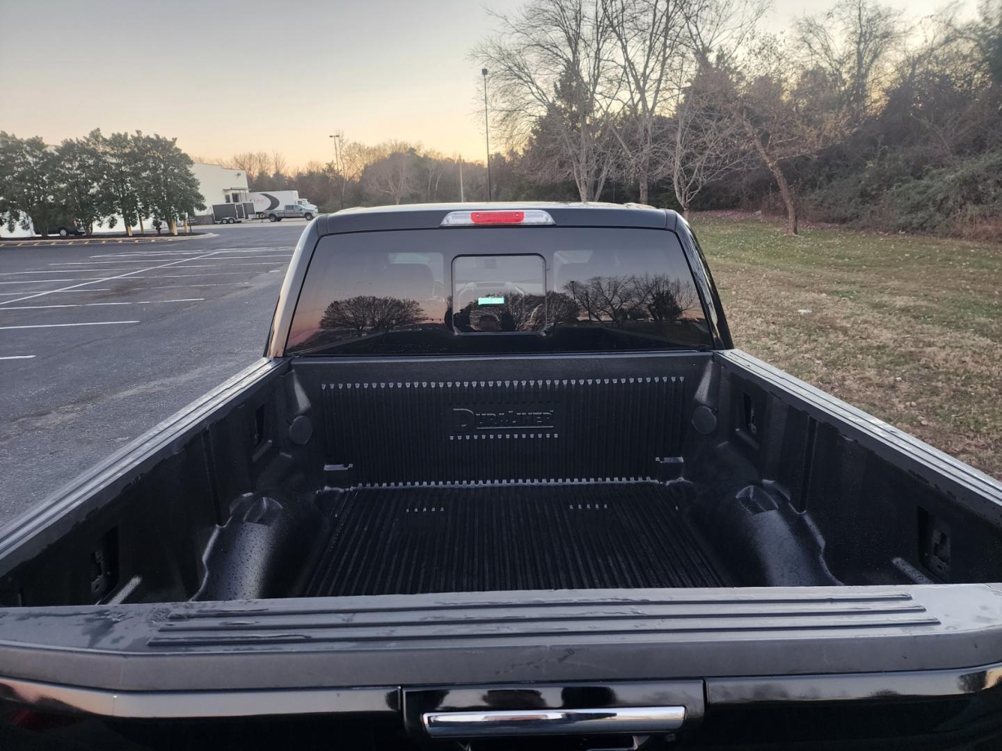 2018 BLACK /Black Ford F-150 Lariat SuperCrew 5.5-ft. Bed 4WD (1FTEW1EG5JK) with an 3.5L V6 TURBO engine, 6A transmission, located at 1221 Madison St., Shelbyville, TN, 37160, (931) 680-9439, 0.000000, 0.000000 - Photo#5