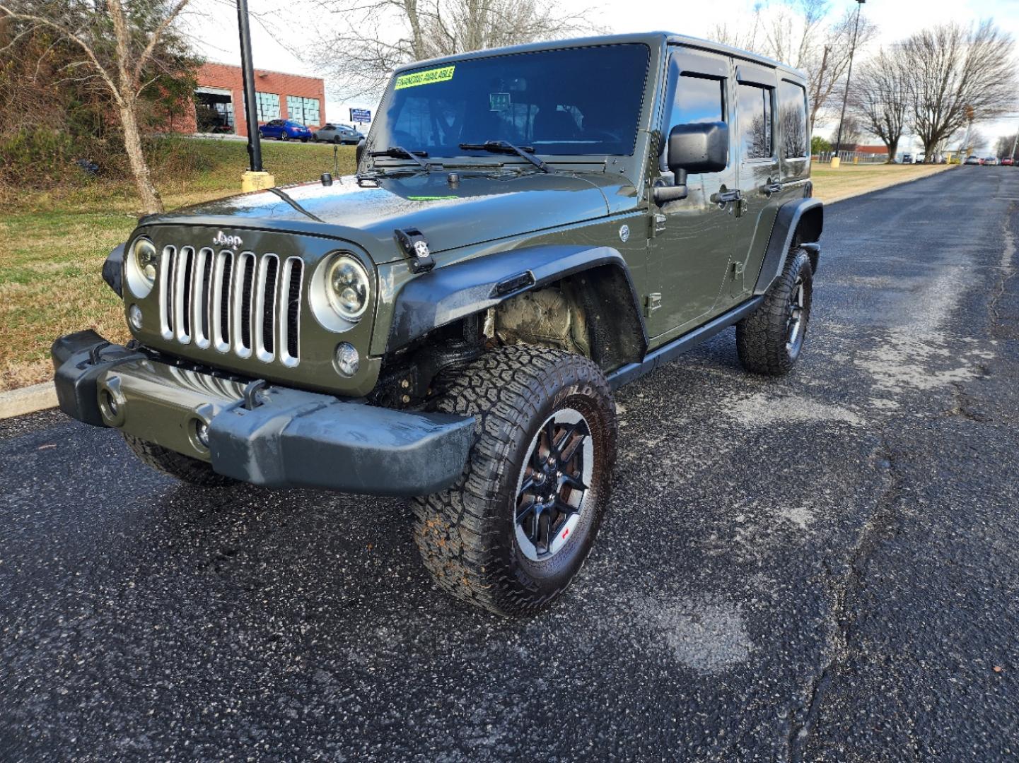 2016 Green /Black Jeep Wrangler Unlimited Sahara 4WD (1C4BJWEG7GL) with an 3.6L V6 DOHC 24V FFV engine, Automatic transmission, located at 1221 Madison St., Shelbyville, TN, 37160, (931) 680-9439, 0.000000, 0.000000 - Photo#0