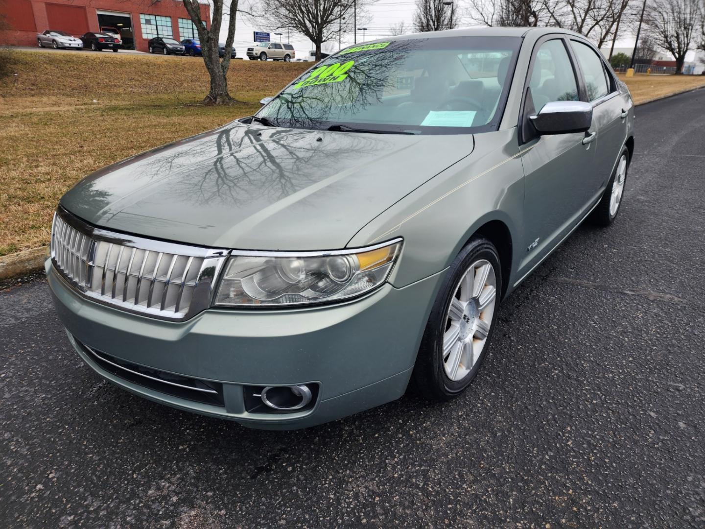 2008 Green /Gray Lincoln MKZ FWD (3LNHM26T88R) with an 3.5L V6 DOHC 24V engine, 6-Speed Automatic Overdrive transmission, located at 1221 Madison St., Shelbyville, TN, 37160, (931) 680-9439, 0.000000, 0.000000 - Photo#0